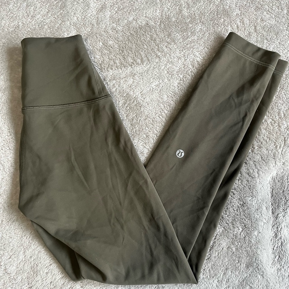 Lululemon Wunder Train Leggings 25” size 0